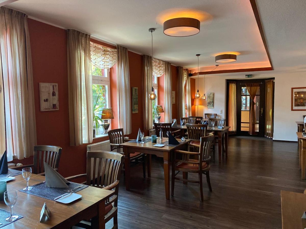 Hotel Oberledinger Hof レーア エクステリア 写真